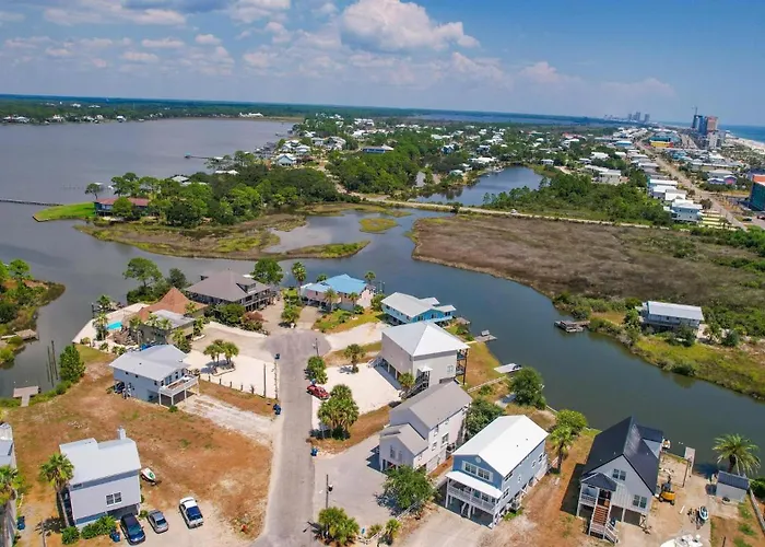 Holiday home Coast Awhile *